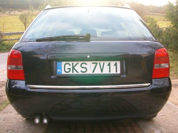 Protective chrome strip for the trunk lid for AUDI A4 B5 Estate