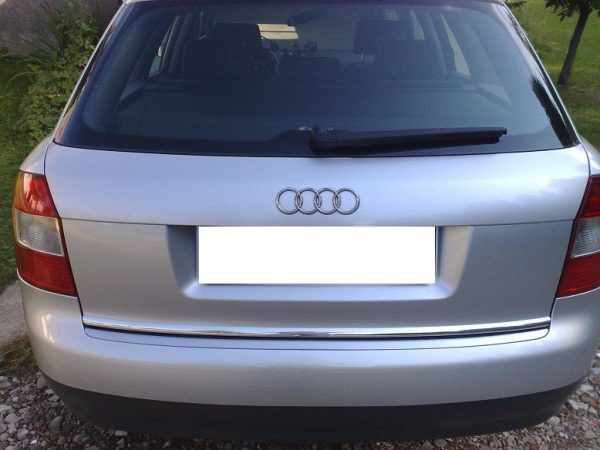 Chrome strip for the rear door for the Audi A4 b6 Estate