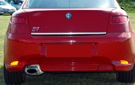 Nowa listwa chromowana na klapę bagażnika do Alfa Romeo GT