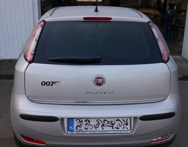 fiat-grande-punto-199-05-strip-chrome-chromed-3m-protective-on-the-boot-trunk (3)