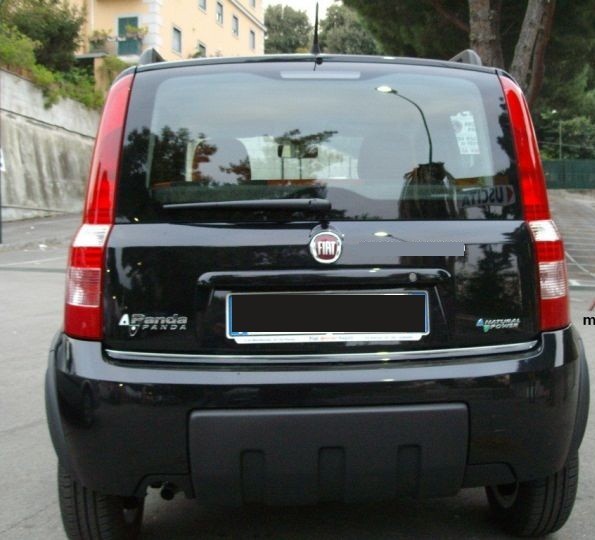 Chrome plated strip for Fiat Panda II tailgate
