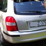 mazda-323-bj-vi-f-98-03-listwa-chrom-chromowana-3m-ochronna-na-klape-bagaznika (1)