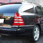 mercedes-benz-c-klasa-s202-kombi-97-01-listwa-chrom-chromowana-3m-ochronna-na-klape-bagaznika (1)