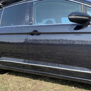 VW TOURAN III 5T1 2015- Listwy CHROM BOCZNE DRZWI