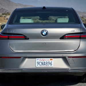 BMW 7 G70 i7 2022+ LISTWA CHROM na Klapę bagażnik