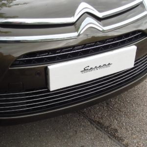 Citroen C4 Picasso - Listwy CHROM atrapa na grill